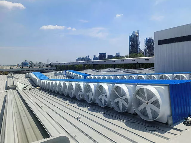 空気を循環させるにはどのような方法があるのでしょうか？鉄骨造作業場向けの換気システムの選び方