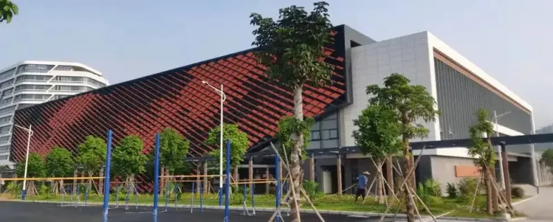 スペーストラス構造体育館