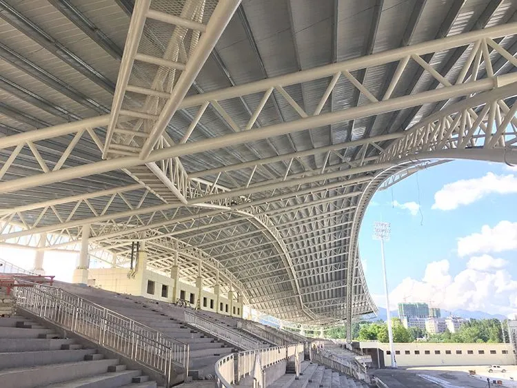 鉄骨造スタジアムスタンド建物
